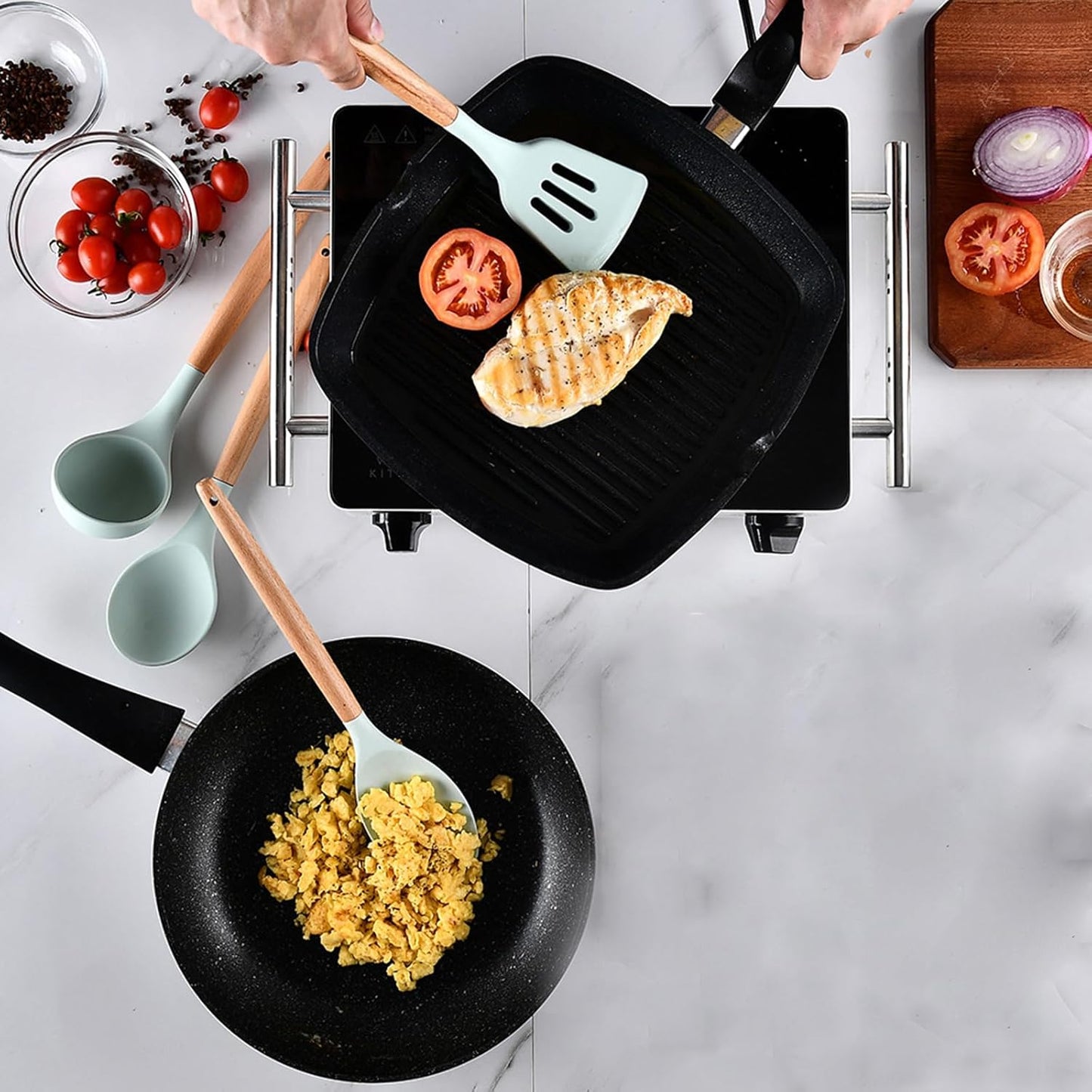 Kitchen Utensils Set, 5 Pcs Non-Stick Silicone Kitchen Cooking Utensils with Wooden Handle, Kitchen Spatula Cookware Utensils Set, Heat Resistant Silicone Kitchen Gadgets