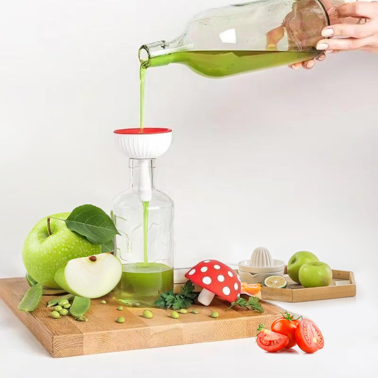 Mushroom Funnel for Kitchen,Cute Foldable Silicone Mini Funnel for Filling Bottles,Fun Kitchin Gadgets ( 2pcs )